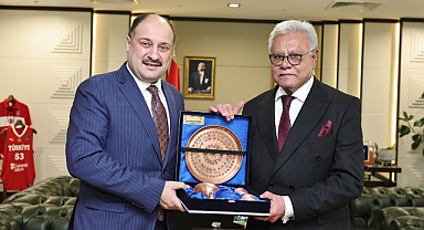 Pakistan büyükelçisi'nden Başkan Gülpınar'a anlamlı ziyaret