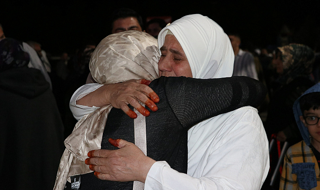 Şanlıurfa'dan ilk hacı kafilesi dualarla uğurlandı 