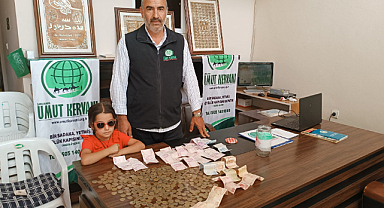 4 yaşındaki Zeynep'ten Gazze'ye umut dolu bağış