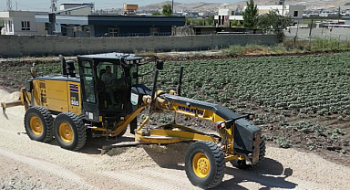 Şanlıurfa'da kırsal yol çalışmalarına hız verildi