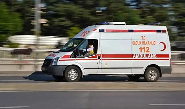 Şanlıurfa'da tırın çarptığı otomobilde 5'i çocuk 6 kişi yaralandı