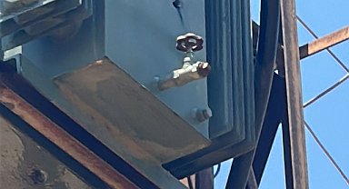 Kaçak elektrik denetimine silahlı sabotaj: 2 trafo kurşunlandı