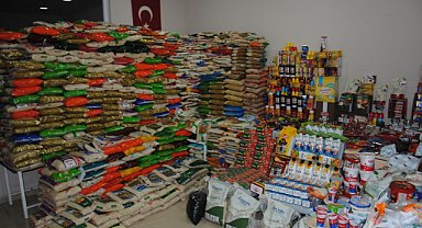 Market raflarından mide bulandıran manzara: Bozuk ürünler ele geçirildi