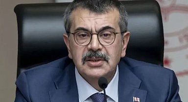 Okul kıyafetlerinde yeni dönem: Zorunlu mağaza yok, değişim 4 yılda bir