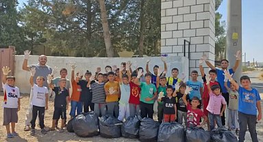 Şanlıurfa’da öğrenciler çevre temizliğiyle orman yangınlarına dikkat çekti