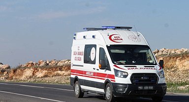 Şanlıurfa'da trafik kazası: 2 ölü, 3 yaralı