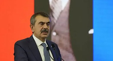  Bakan Tekin: Müfredatımıza milli ve manevi değerleri yerleştirdik