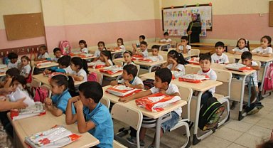 Minikler için bugün ilk ders zili çalıyor