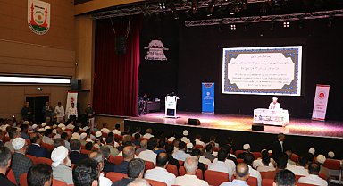 “Peygamberimiz ve Aile Ahlakı” konulu konferans düzenlendi