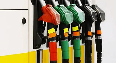 Sürücülere güzel haber! Akaryakıttaki indirim pompalara yansıdı