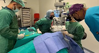 Viranşehir Devlet Hastanesi’nde ilk katarakt ameliyatı gerçekleştirildi