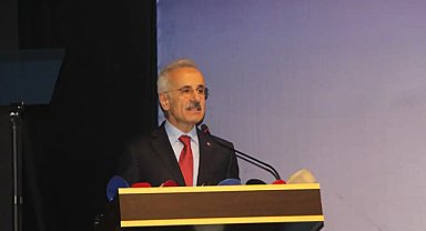 Bakan Uraloğlu: Şanlıurfa–Mardin hızlı demiryolu ve lojistik merkezine start vereceğiz