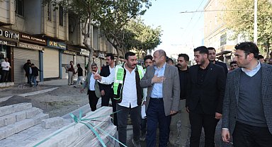 Şanlıurfa’da Divanyolu’nda yenileme çalışmaları sürüyor