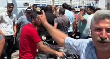 Şanlıurfa'da tırcılar plaka gerginliği: Yabancı plakalı araca hasar verildi