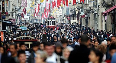 TÜİK dönemlik nüfus istatistiklerini açıkladı