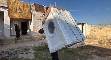 Destekler Adreslere Ulaşıyor Eyyübiye’de Yetimin Yüzü Gülüyor