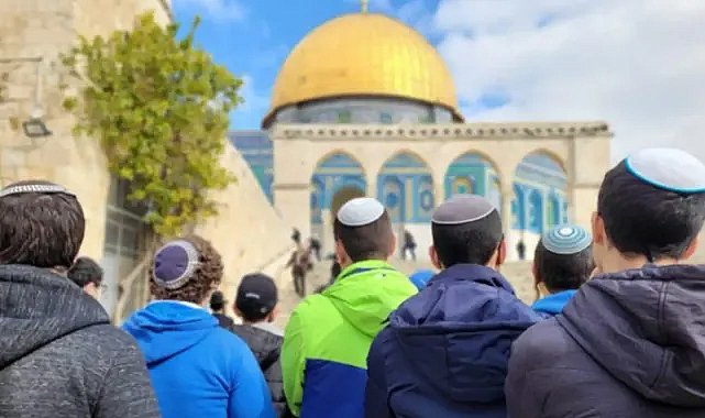 Mescid-i Aksa’da işgalci baskınları yeniden gündemde